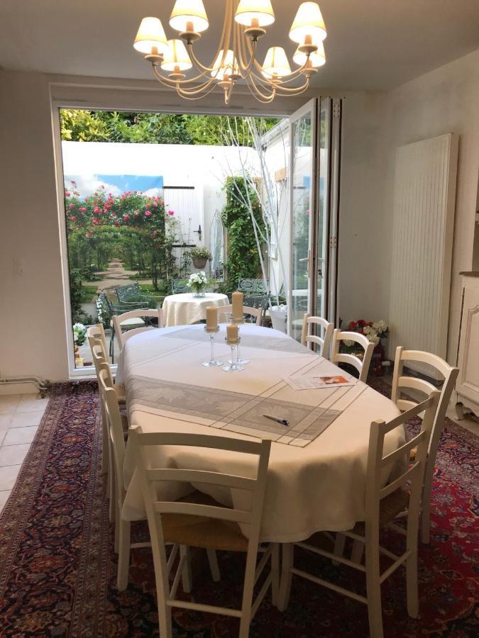 Le 31 B&B Amboise Centre Buitenkant foto